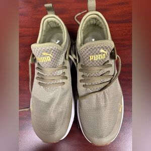 Puma Women’s‎ Khaki Green Sneakers